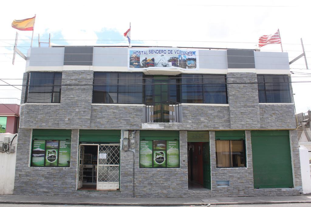 Hostel Sendero De Volcanes Latacunga Exterior foto